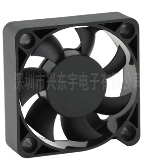 “學(xué)以致用”舞臺(tái)燈光散熱風(fēng)扇基本工作原理！